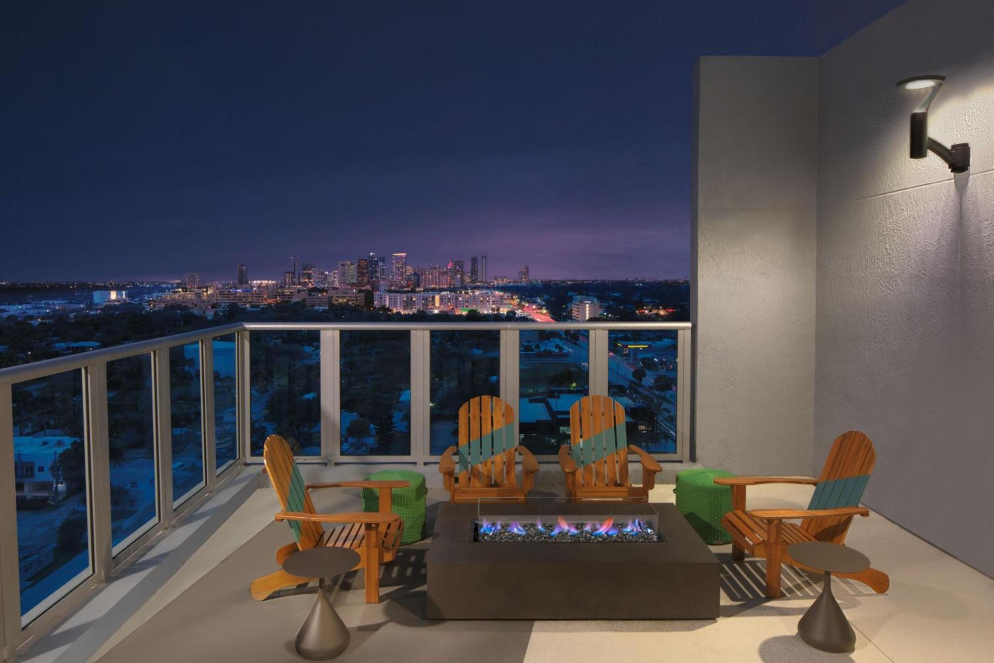 Aloft Fort Lauderdale Airport & Cruise Port Экстерьер фото